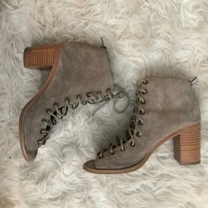 Jeffery Campbell Cors